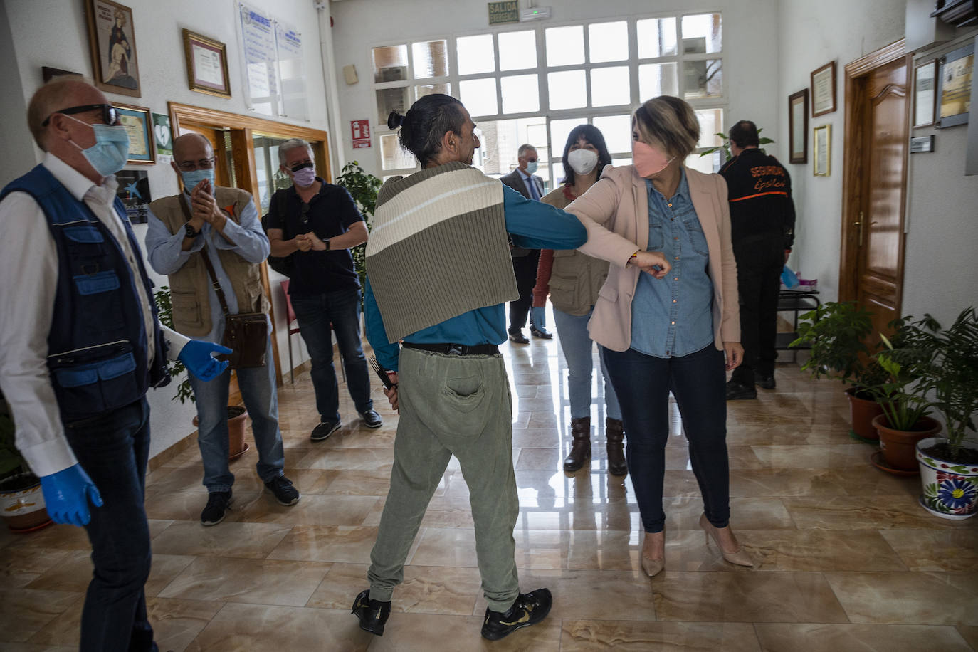 Noelia Arroyo visita la Hospitalidad de Santa Teresa