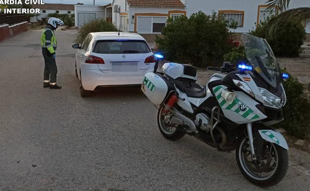 Pillan a un conductor en Lorca que cuadruplicaba la tasa de alcohol y circulaba en zigzag