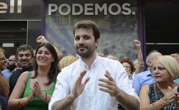 Sánchez Serna tiene el camino despejado para liderar Podemos en la Región