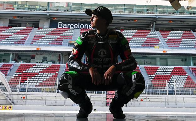 Ana Carrasco vuelve a subirse a la moto: «Tengo ganas de empezar y pelear por el título»