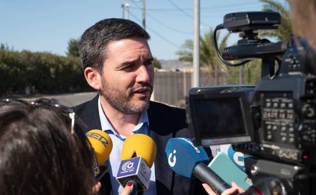 El consejero Luengo advierte de que cambiar las reglas del Trasvase es «un ataque sin precedentes al Levante»