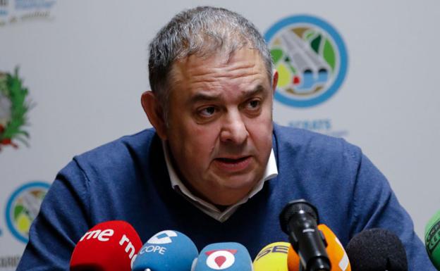 Jiménez ve «agujeros negros» en la ley que propician un 'decretazo' contra el Trasvase