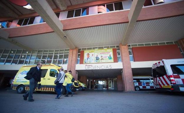 Detienen a una pareja por un presunto maltrato muy grave a un niño de 2 años