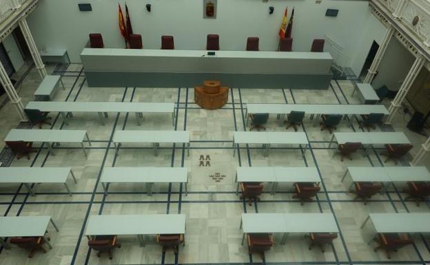 La Asamblea vivirá días «frenéticos» con el debate del estado de la Región y 16 comparecencias