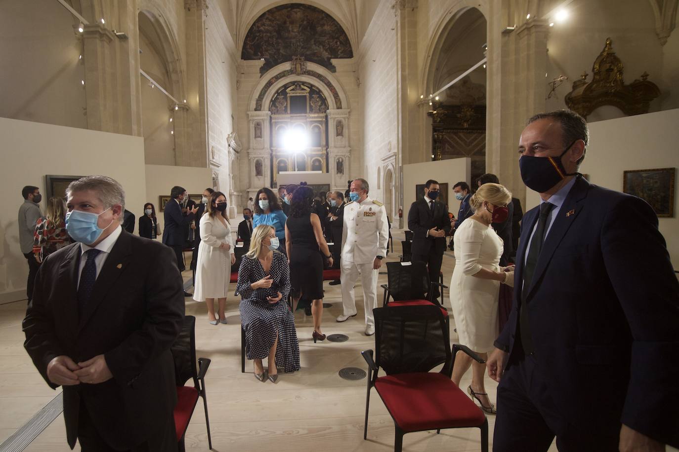 Codos, mascarillas y Mar Menor