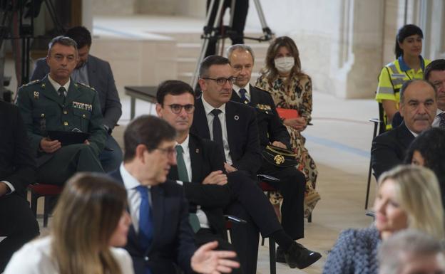 Conesa se compromete a seguir trabajando por una Región «más justa y una mejor gestión de la sanidad pública»