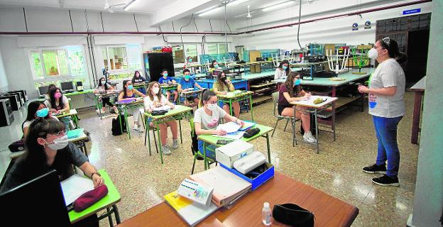 La comunidad educativa reclama la rebaja de las ratios para el nuevo curso