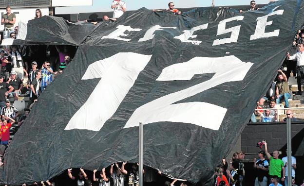 Autobús a Málaga o pantalla gigante