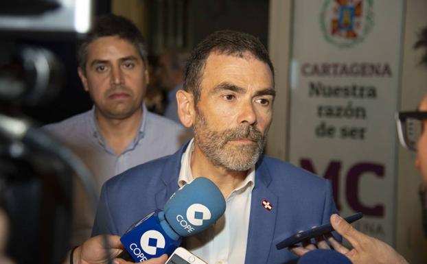 Un alto funcionario acaba en el hospital tras un altercado con el exalcalde José López