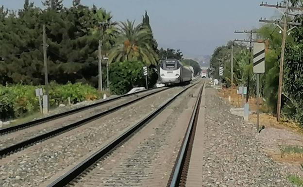 Fallece una mujer arrollada por el tren en Nonduermas