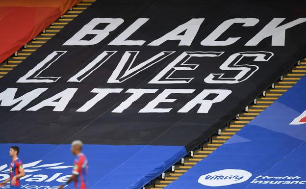 La expresión 'Black Lives Matter' estará pintada en las canchas de la NBA