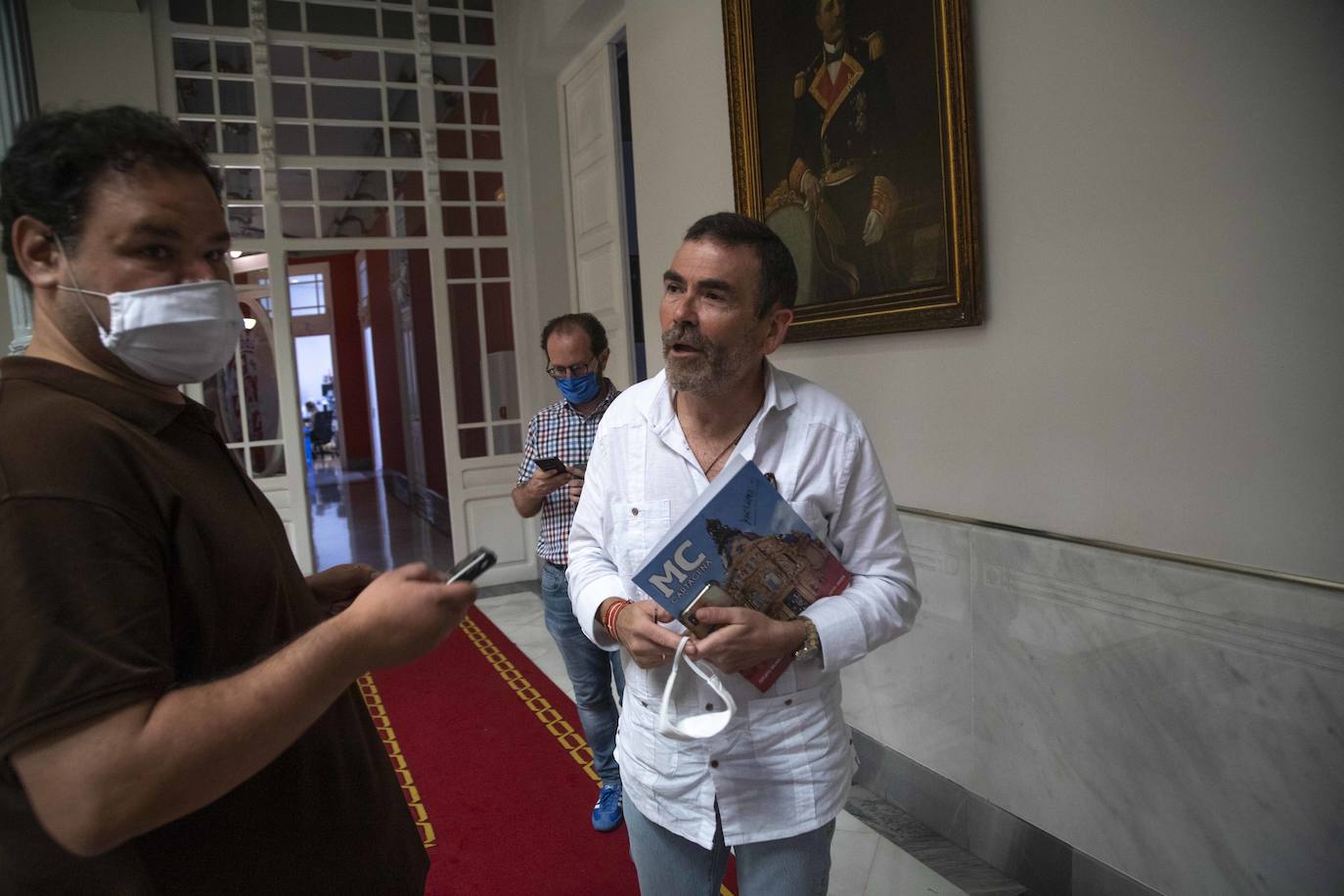 José López se niega a disculparse con el jefe técnico de Infraestructuras