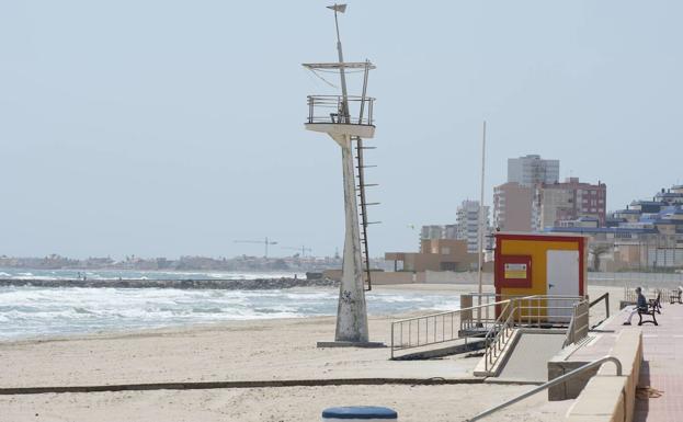 Las banderas 'Q de Calidad Turística' ondearán en 40 playas de seis municipios de la Región