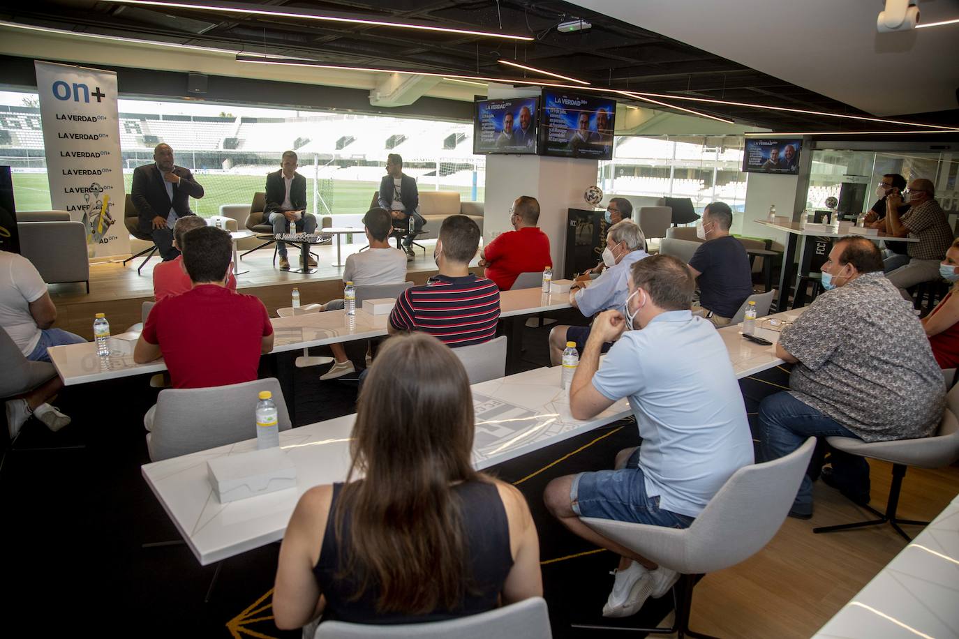 Belmonte y Breis, con los suscriptores de LA VERDAD