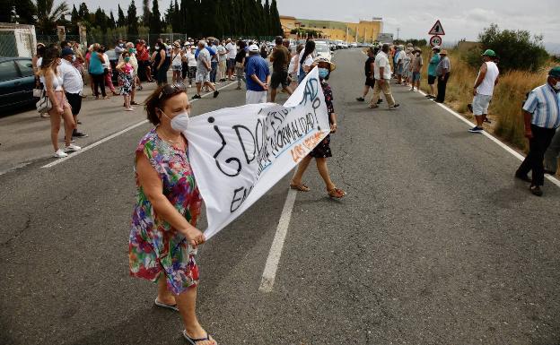 Vecinos de la zona oeste de Cartagena claman contra los cierres de consultorios