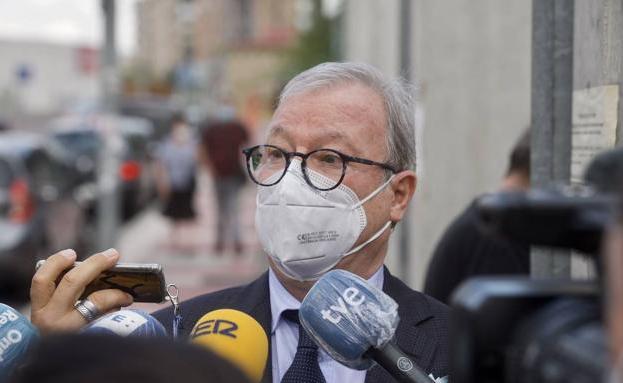 Valcárcel solicita una fianza de 600.000 euros a la acusación