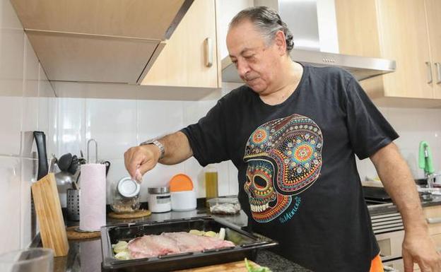 Jorge Novella: «Yo escucho a María Callas y me pongo a llorar»