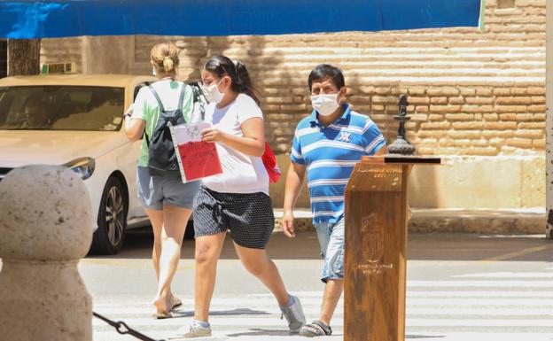 Alhama toma medidas para evitar contagios procedentes del brote de Totana