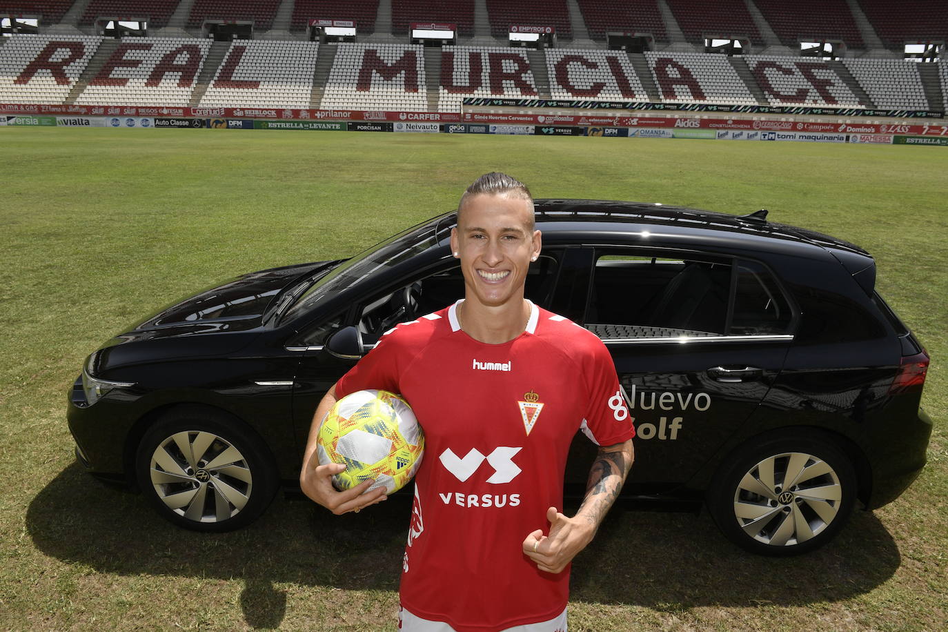 El Real Murcia incorpora al central Miguel Muñoz