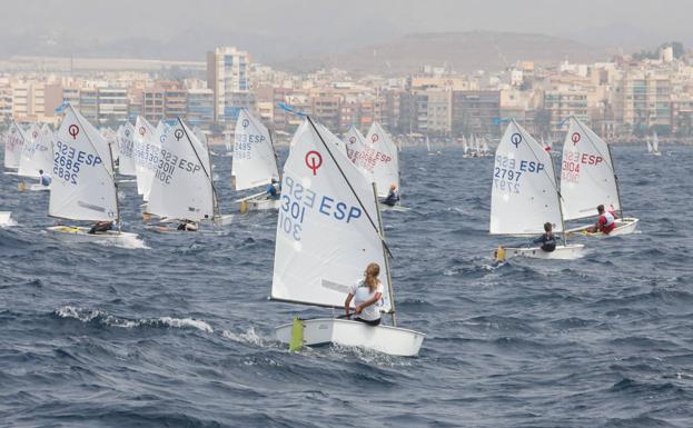 Los mallorquines Mesquida y Sadler se proclaman vencedores del Campeonato de España de Optimist