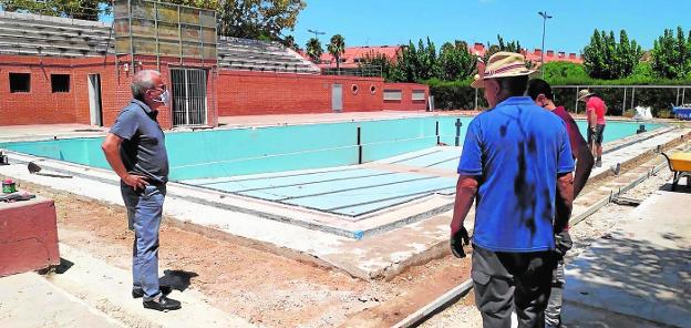 La piscina de Espinardo estará cubierta en un mes