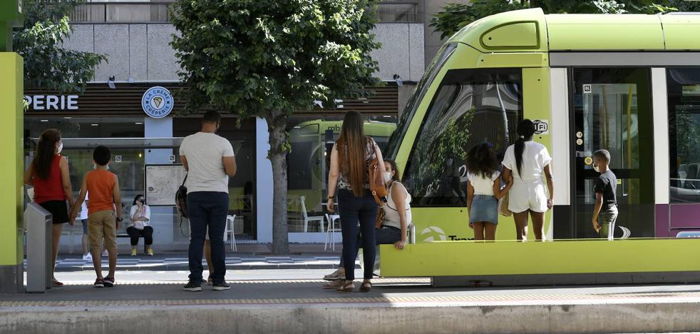 El Plan de Transportes propone extender el tranvía a Molina y llevar el tren FEVE a La Manga