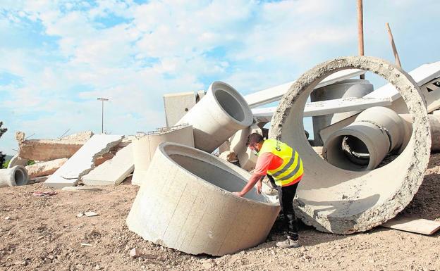 Los bomberos de Murcia podrán hacer prácticas de terremotos simulados y rescates acuáticos