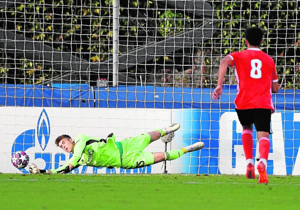 El molinense Luis López, héroe de la cantera blanca