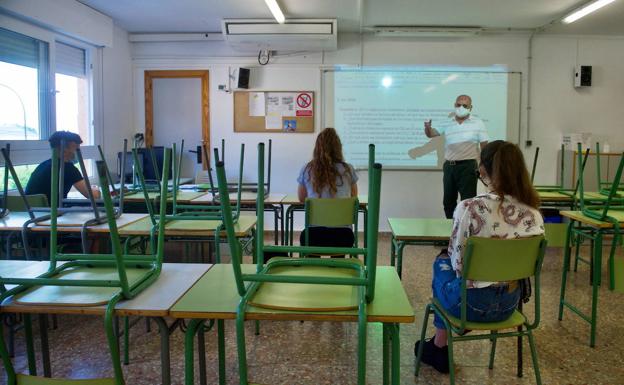 ANPE pide a la Consejería que el primer día de clase «todos los docentes estén en su aula»