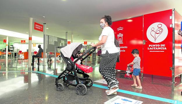 Los edificios municipales de La Glorieta, Moneo y plaza de Europa estrenarán salas de lactancia