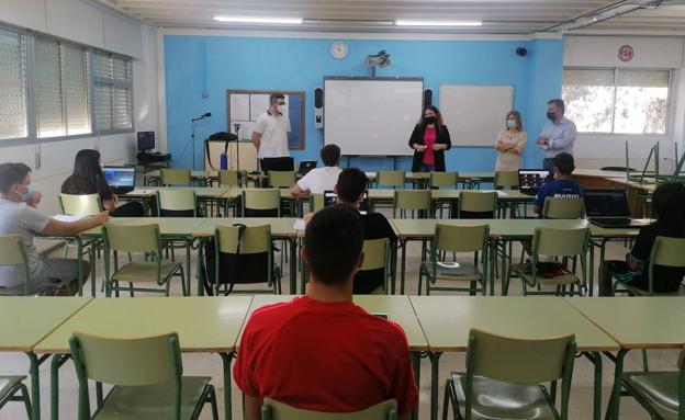 Los alumnos de la Región con «riesgo vital» podrán reducir su asistencia a las aulas