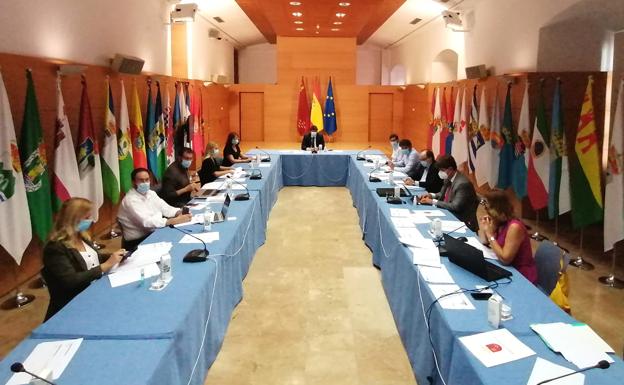 Salud amplía la limitación de aforo en hostelería a otros cuatro municipios de la Región de Murcia