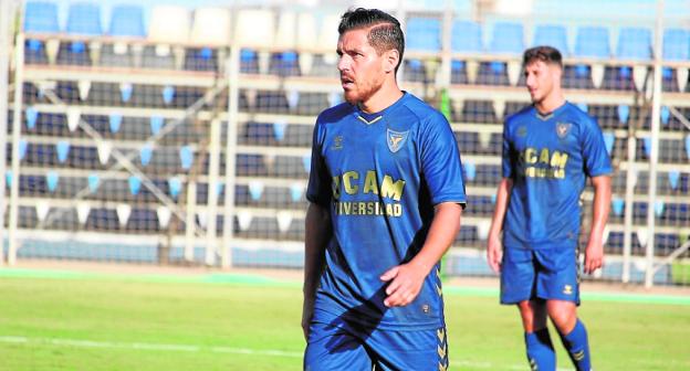 El UCAM cae en su estreno contra un Hércules más rodado