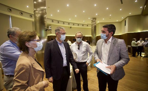 López Miras lleva a los tribunales el blindaje del acuífero del Mar Menor