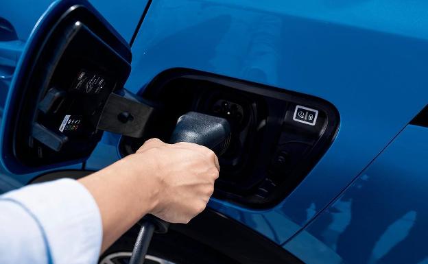 Calcula si te sale a cuenta comprar un coche eléctrico