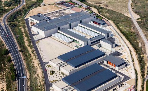 Los regantes solicitan más del doble del agua desalada que es capaz de producir Torrevieja