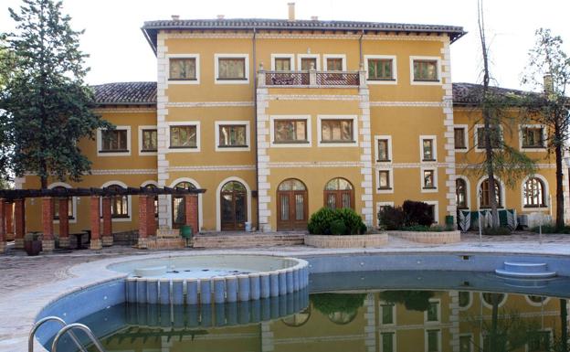 Guardias civiles denuncian malas condiciones en el hotel Cenajo