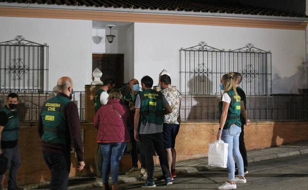 El detenido reconstruye en su casa qué pasó con Manuela Chavero