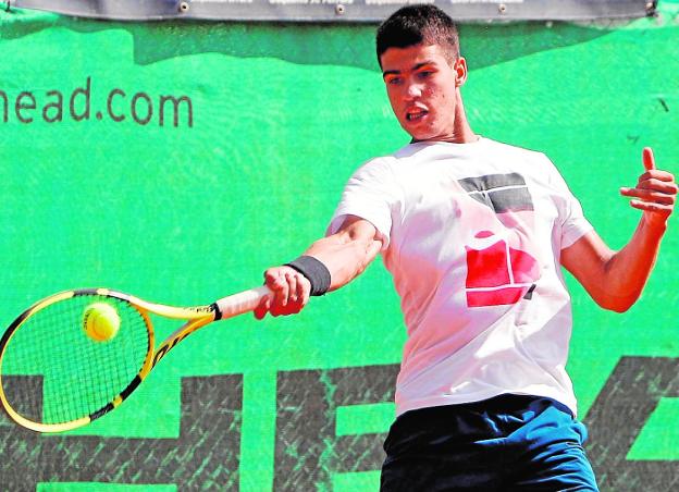 Carlos Alcaraz debuta hoy ante el australiano Vukic en la fase previa de Roland Garros