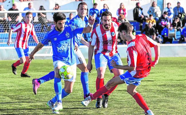 La Tercera se despereza entre dudas