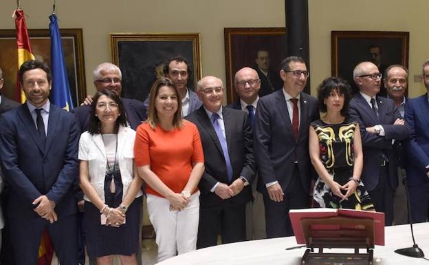 Menos de tres de cada diez cátedras en la UMU están ocupadas por mujeres