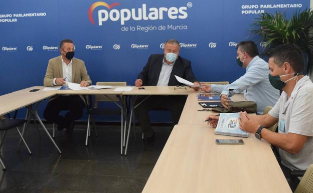 El PP pide al Gobierno que refuerce la plantilla de la Guardia Civil ante la «insostenible» presión de la inmigración irregular