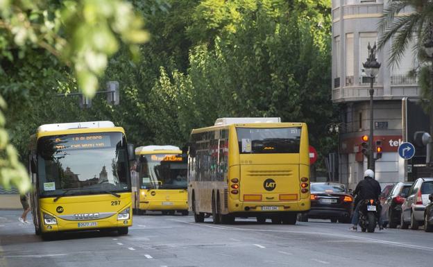El transporte produce el 42% de los gases contaminantes a la atmósfera en Murcia