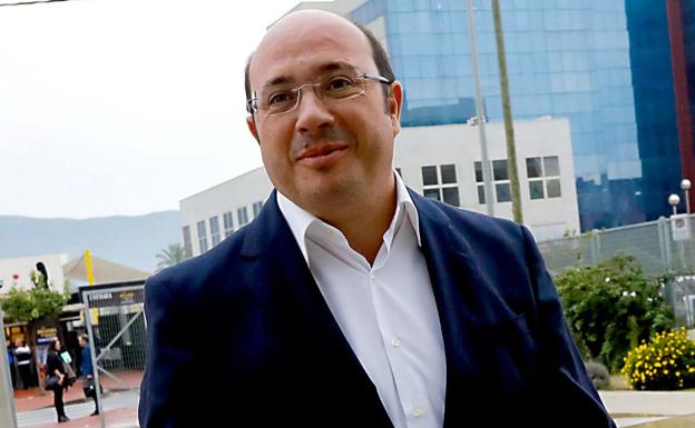 Las fiscales de 'Púnica' no se resignan a que Pedro Antonio Sánchez se libre de ser juzgado