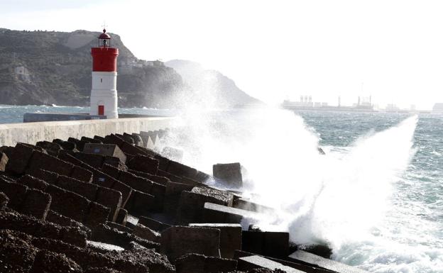 La Aemet eleva a naranja el aviso por fenómenos costeros hoy en la Región