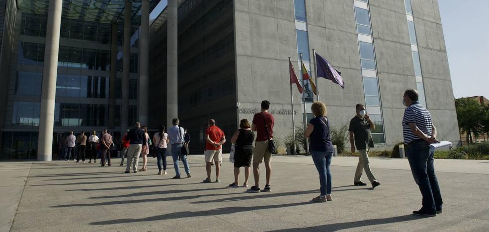 Los asuntos civiles se disparan un 25% en la Región a la vuelta del verano por la Covid-19