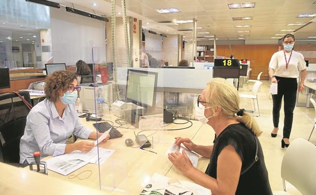 Uno de cada seis funcionarios de la Comunidad opta por el teletrabajo