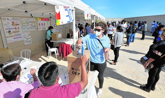 El candidato de Evo Morales se impone en la primera vuelta de las presidenciales de Bolivia