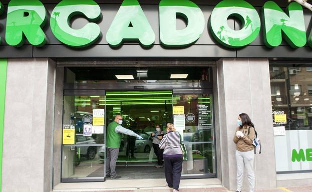 Mercadona anuncia una importante novedad sobre las mascarillas que vende en sus supermercados
