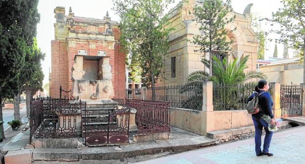 Cultura desbloquea la restauración de una docena de panteones históricos de Lorca